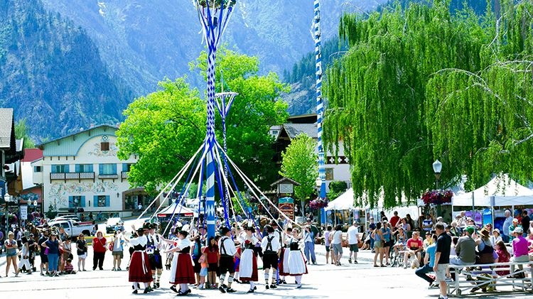 Leavenworth-Oktoberfest.jpg